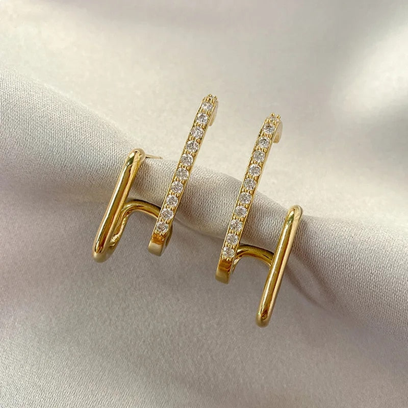 The Ada Irregular Claw Earrings