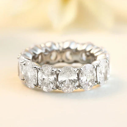 The Timeless Oval Pledge Ring