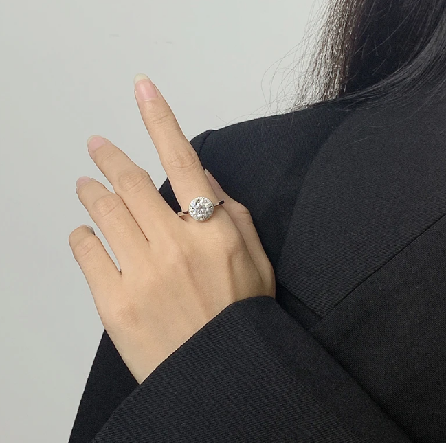 The Quadrinia Ring