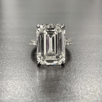 The Emeraude Emerald Cut Ring