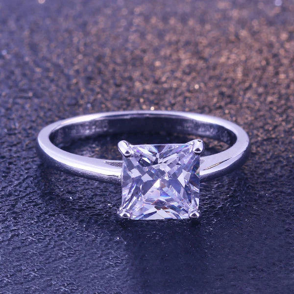 The Classic Solitaire Majesty Ring