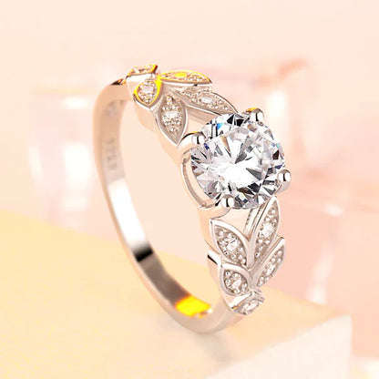 The Majestic Flight Round Cut Ring