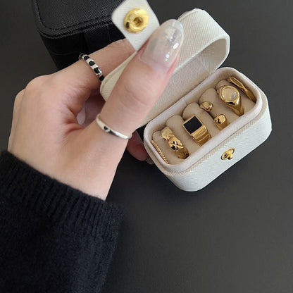 Portable Jewelry Case